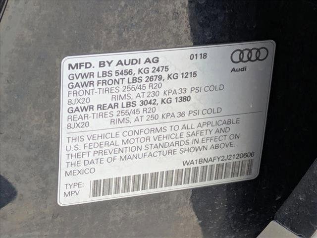 Photo of 2018 Moonlight Blue Metallic Audi Q5