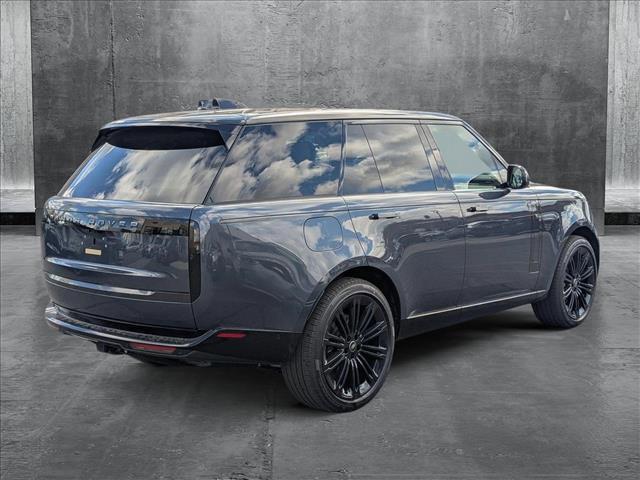 Photo of 2025 Varesine Blue Metallic Land Rover Range Rover