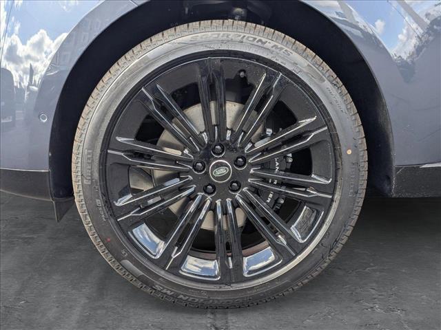 Photo of 2025 Varesine Blue Metallic Land Rover Range Rover