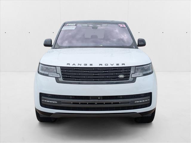 Photo of 2023 Fuji White Land Rover Range Rover