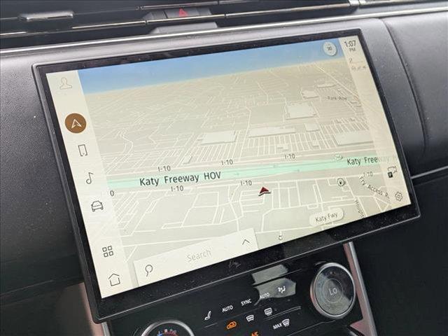 Photo of 2023 Fuji White Land Rover Range Rover