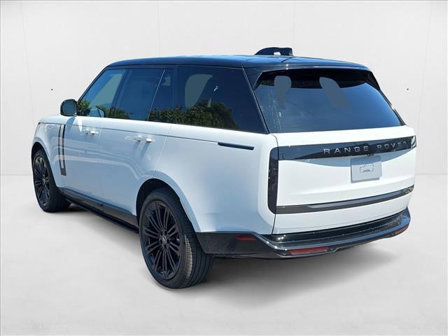 Photo of 2025 Fuji White Land Rover Range Rover