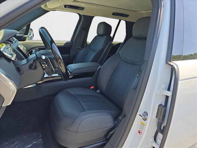 Photo of 2025 Fuji White Land Rover Range Rover