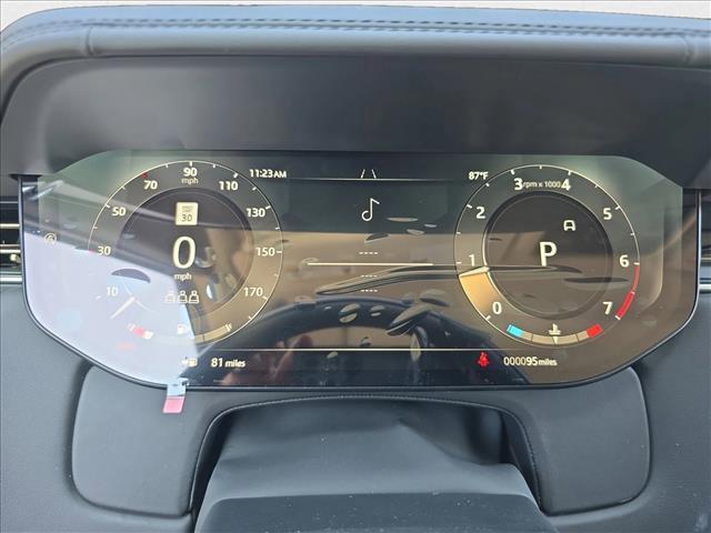 Photo of 2025 Fuji White Land Rover Range Rover