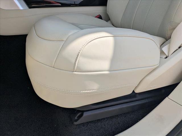 Photo of 2025 Fuji White Land Rover Range Rover