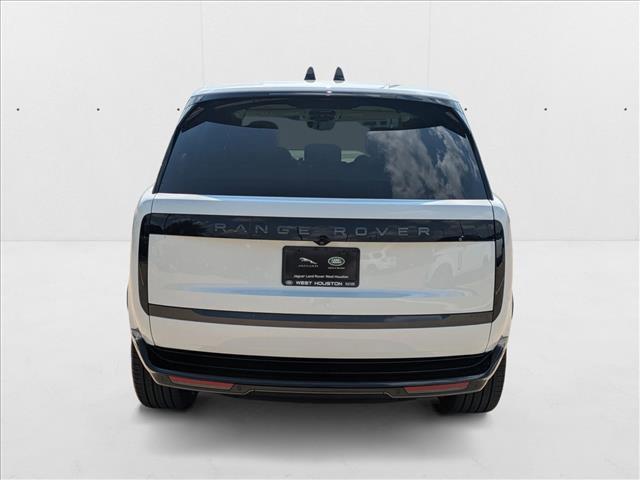 Photo of 2025 Fuji White Land Rover Range Rover