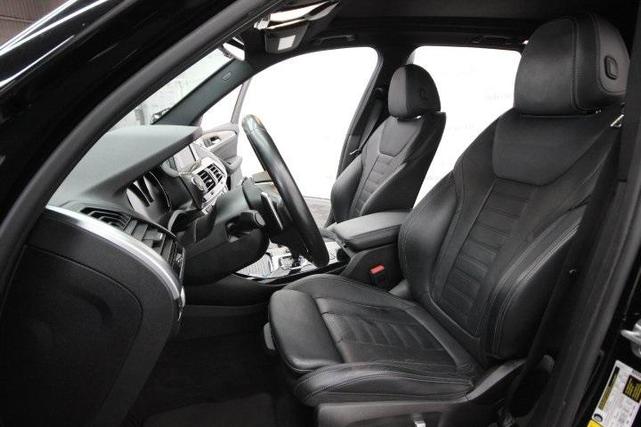 Photo of 2018 Jet Black BMW X3