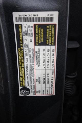 Photo of 2022 Platinum Gray Metallic Volkswagen Tiguan