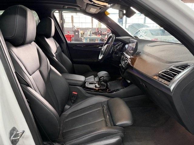 Photo of 2022 Alpine White BMW X3