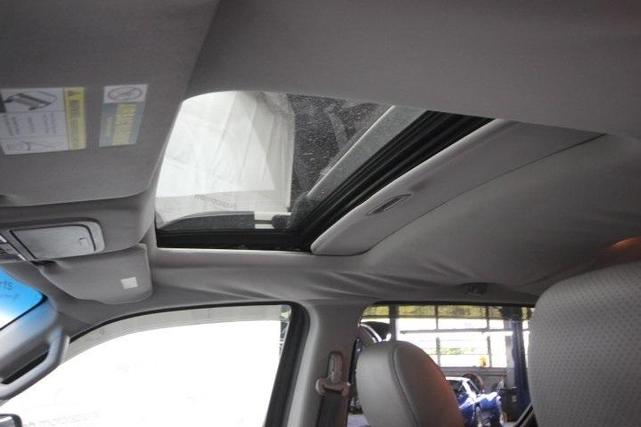 Photo of 2011 Polished Metal Metallic Honda Ridgeline