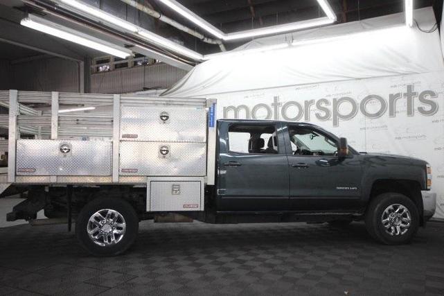 Photo of 2019 Graphite Metallic Chevrolet Silverado 3500