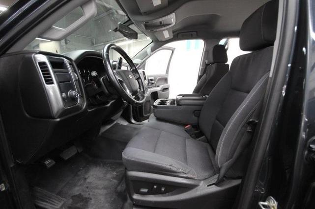 Photo of 2019 Graphite Metallic Chevrolet Silverado 3500