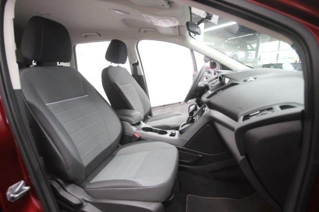 Photo of 2014 Ruby Red Tinted Clearcoat Ford Escape