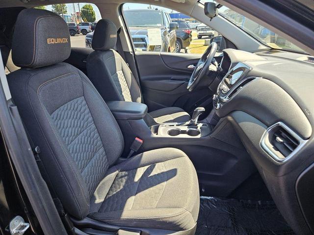 Photo of 2019 Mosaic Black Metallic Chevrolet Equinox