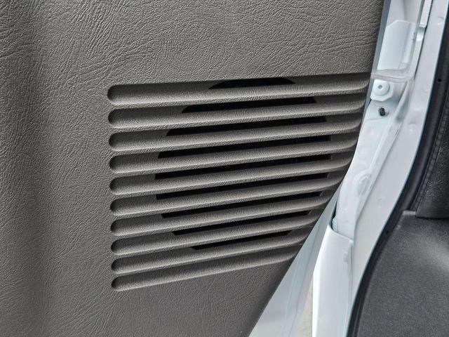 Photo of 2025 Summit White Chevrolet Express 2500