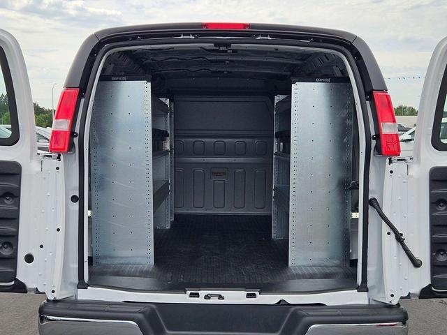 Photo of 2025 Summit White Chevrolet Express 2500