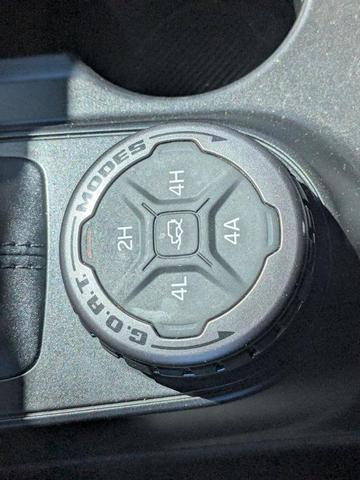 Photo of 2023 Cactus Green / Gray Ford Bronco