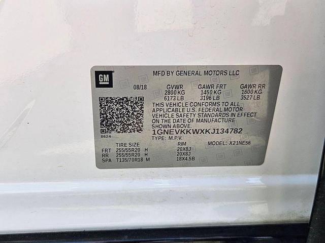 Photo of 2019 Summit White Chevrolet Traverse