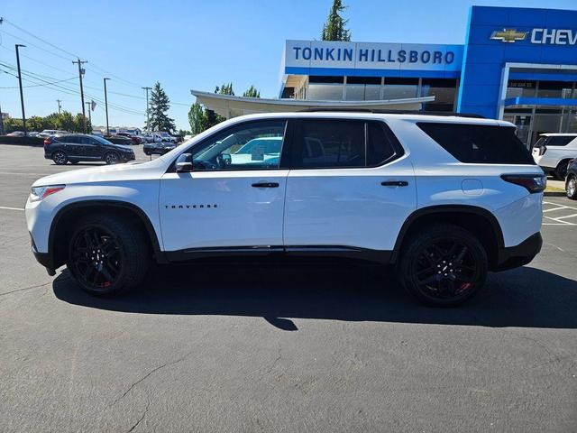 Photo of 2019 Summit White Chevrolet Traverse