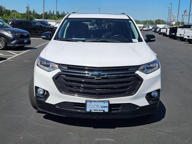 Photo of 2019 Summit White Chevrolet Traverse