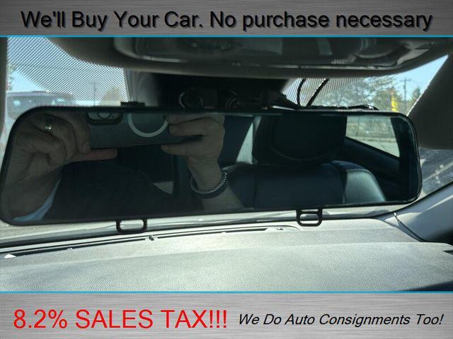 Photo of 2018 Super White Toyota Corolla