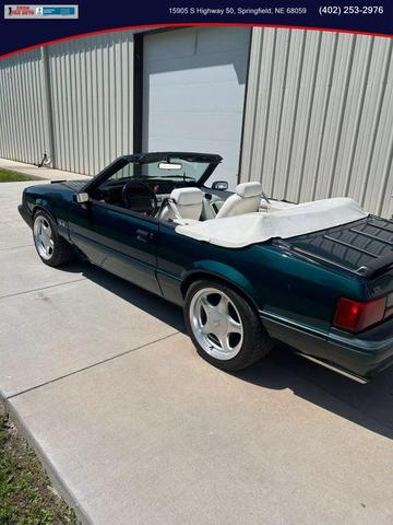 1990 Ford Mustang