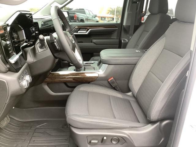 Photo of 2025 Summit White GMC Sierra 1500
