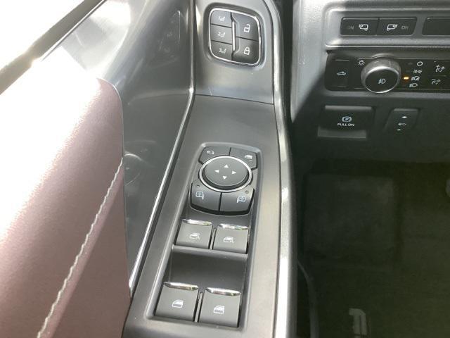 Photo of 2023 Star White Metallic Tri-Coat Ford F-150