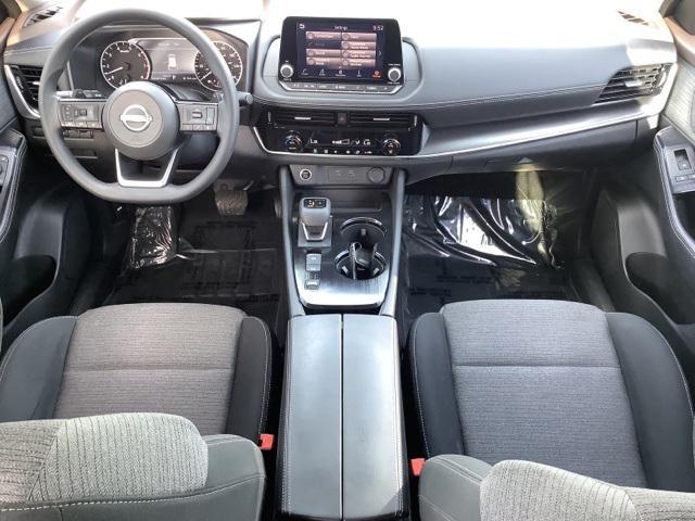 Photo of 2023 Gun Metallic Nissan Rogue