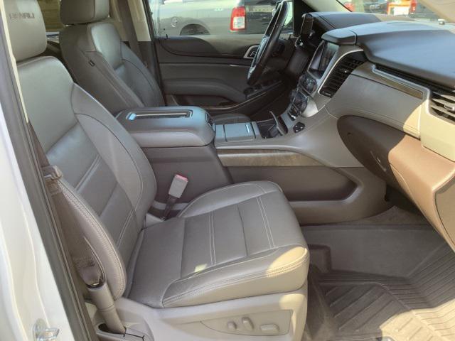 Photo of 2019 White Frost Tricoat GMC Yukon