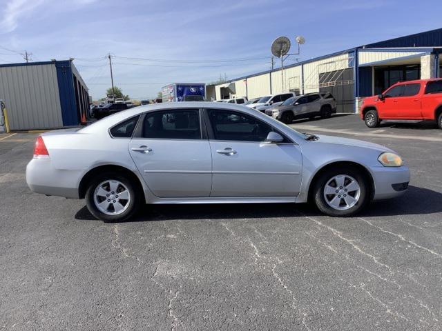 Photo of 2011 Silver Ice Metallic Chevrolet Impala