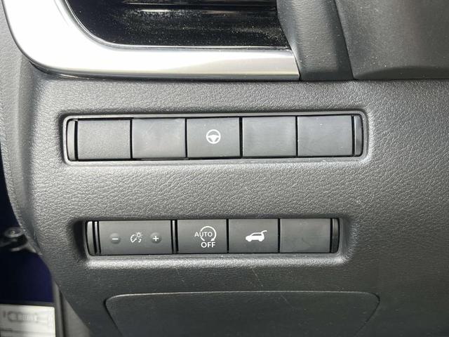 Photo of 2023 Caspian Blue Nissan Rogue
