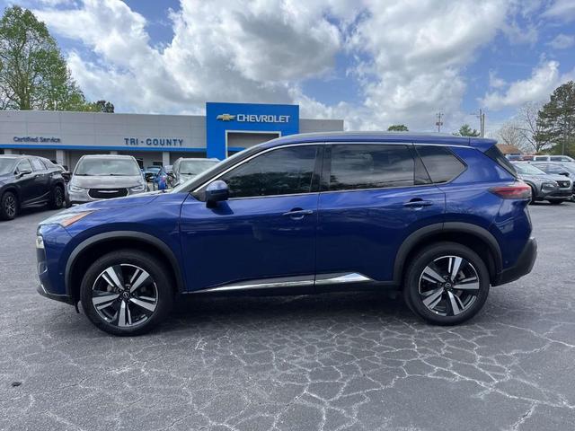 Photo of 2023 Caspian Blue Nissan Rogue