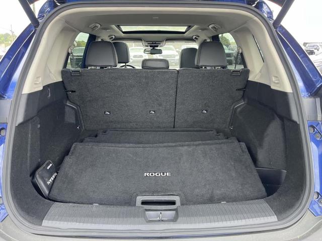 Photo of 2023 Caspian Blue Nissan Rogue