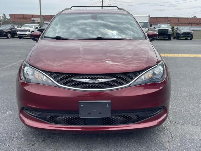 Photo of 2021 Velvet Red Pearlcoat Chrysler Voyager