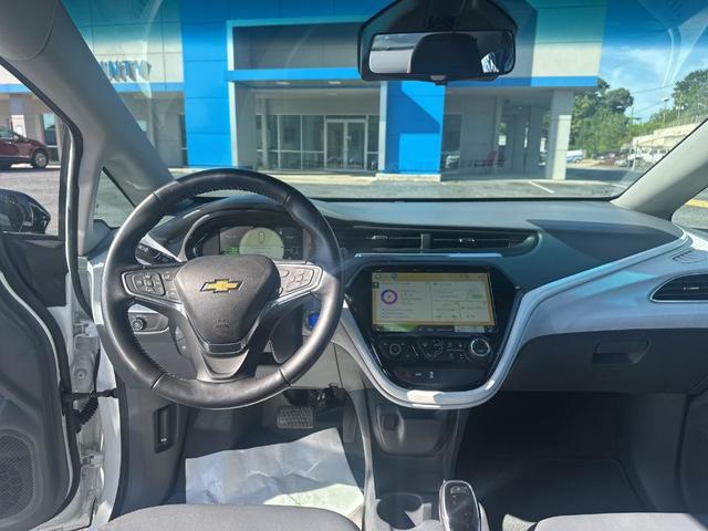 Photo of 2017 Summit White Chevrolet Bolt EV