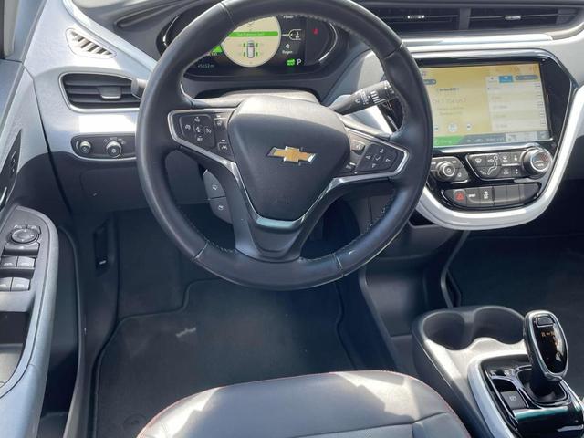 Photo of 2017 Summit White Chevrolet Bolt EV