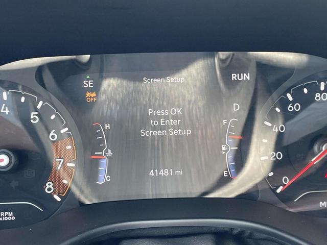 Photo of 2023 Redline Pearlcoat Jeep Compass