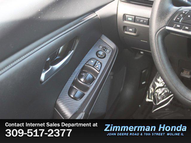 Photo of 2024 Gun Metallic Nissan Sentra