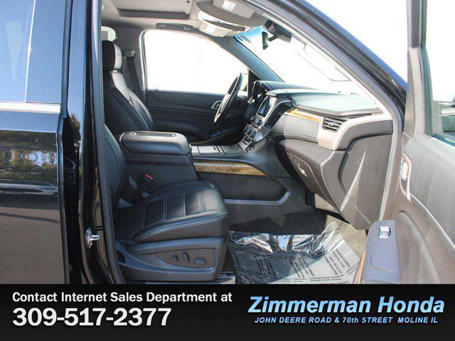Photo of 2017 Onyx Black GMC Yukon XL
