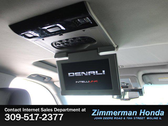 Photo of 2017 Onyx Black GMC Yukon XL