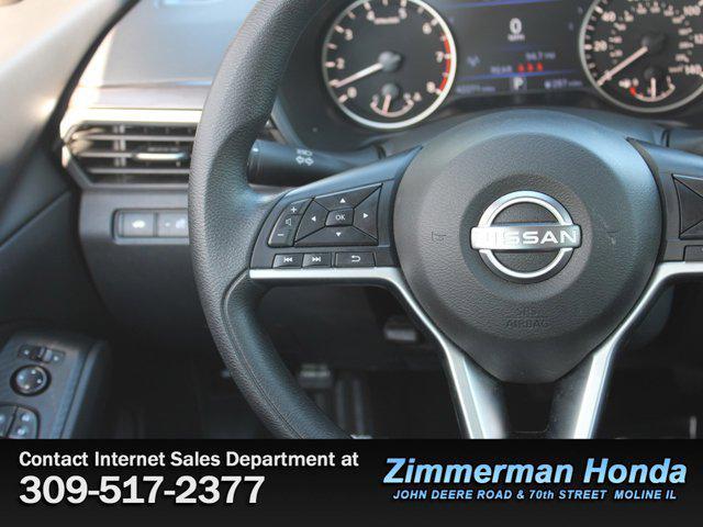 Photo of 2024 Gun Metallic Nissan Altima