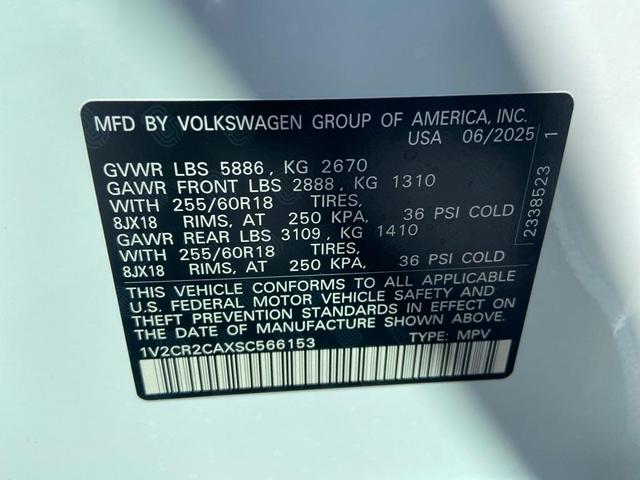 Photo of 2025 Pure White Volkswagen Atlas
