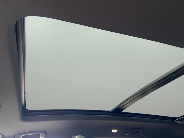 Photo of 2025 Pure Gray Volkswagen Atlas Cross Sport