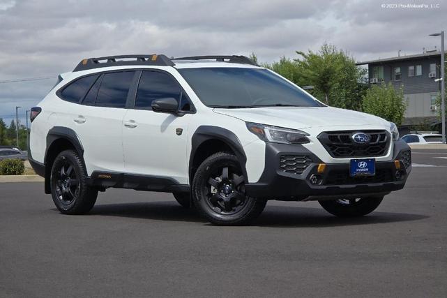 Photo of 2025 Crystal White Pearl Subaru Outback