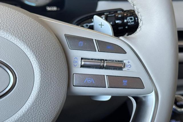 Photo of 2023 Burgundy Hyundai PALISADE