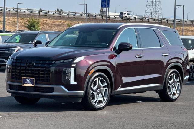 Photo of 2023 Burgundy Hyundai PALISADE