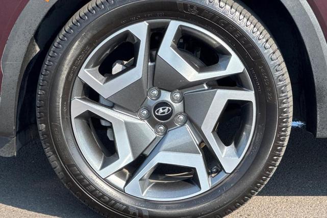 Photo of 2023 Burgundy Hyundai PALISADE