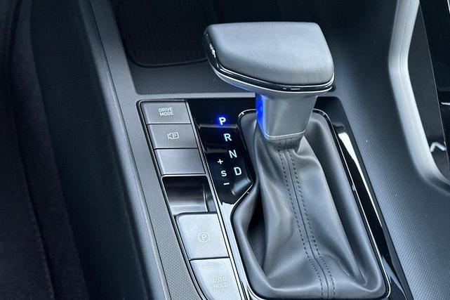 Photo of 2025 Black Hyundai ELANTRA HEV