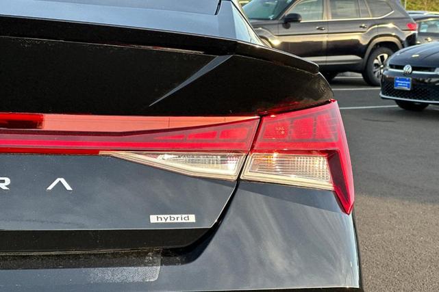 Photo of 2025 Black Hyundai ELANTRA HEV